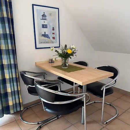 Hébergement de vacances Ruhiges Mit Garten In