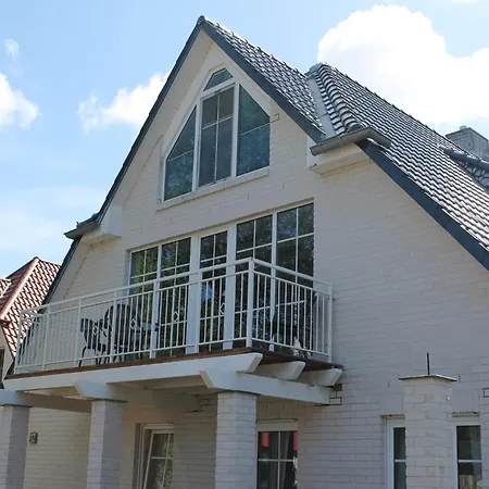 Ruhiges Mit Garten In