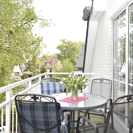 Ruhiges Mit Garten In * Zingst